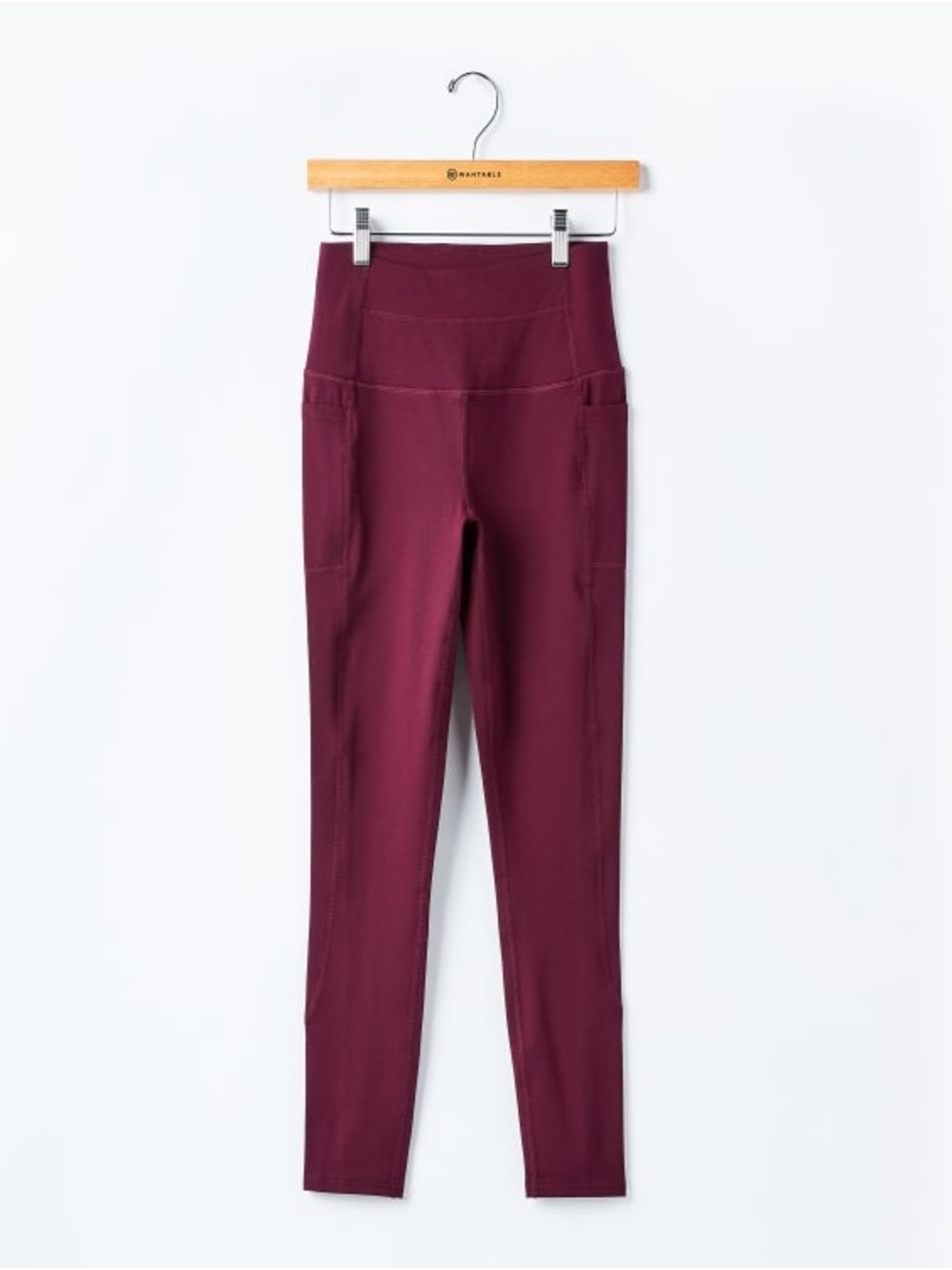Skechers High-Waist Leggings with Side Pockets in Plum
